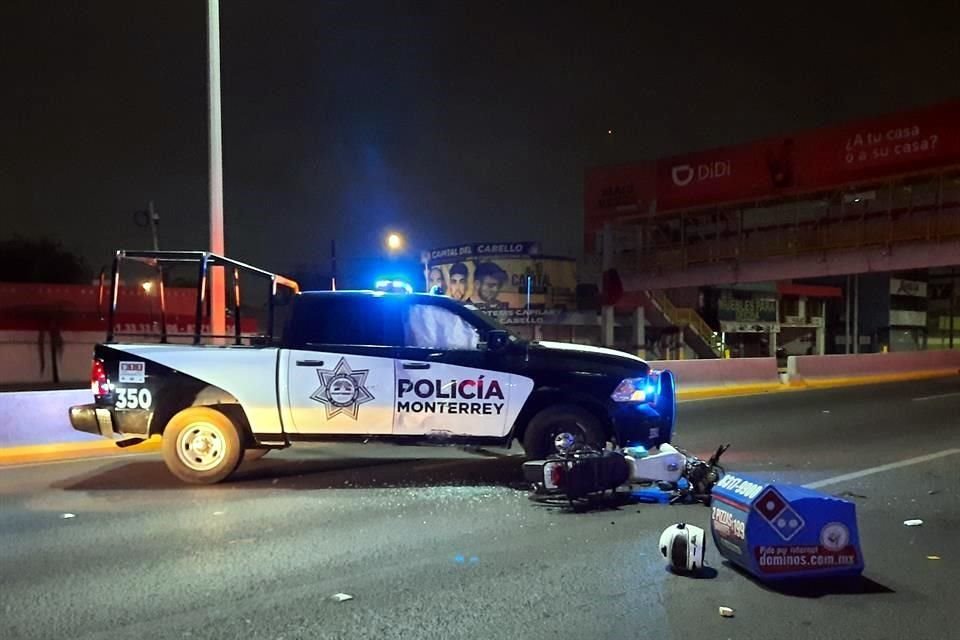 El accidente se registró alrededor de la 1:20 horas, en el cruce de esta vía y la calle Pico de Orizaba, a la altura de la Colonia Mitras Norte.