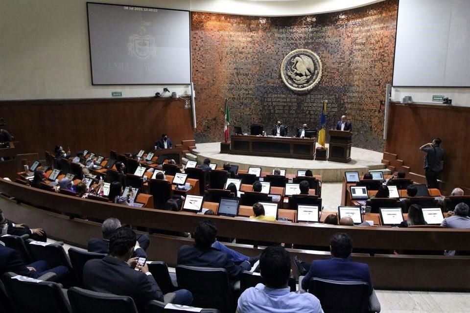Varios legisladores se abstuvieron de responder tras evidenciarse el desaire.