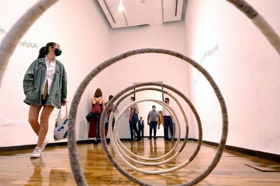 La exposición 'Escrituras en Presente Continuo. Maa Mo Mí Me Muu' estará en el Cabañas hasta julio.