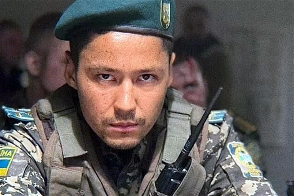 El actor ucraniano Pasha Lee, de 33 años, murió este domingo debido a los bombardeos rusos; se había unido a las fuerzas armadas de su país.