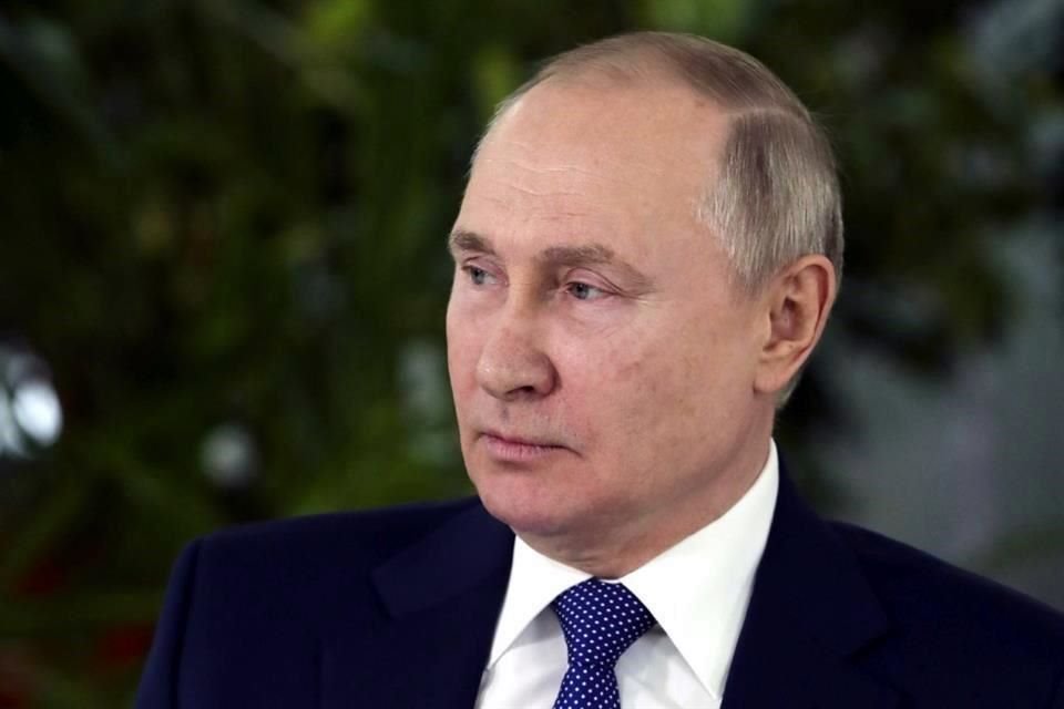 El Presidente ruso, Vladimir Putin, y su Gobierno están preparando las medidas de respuesta a las sanciones de EU.