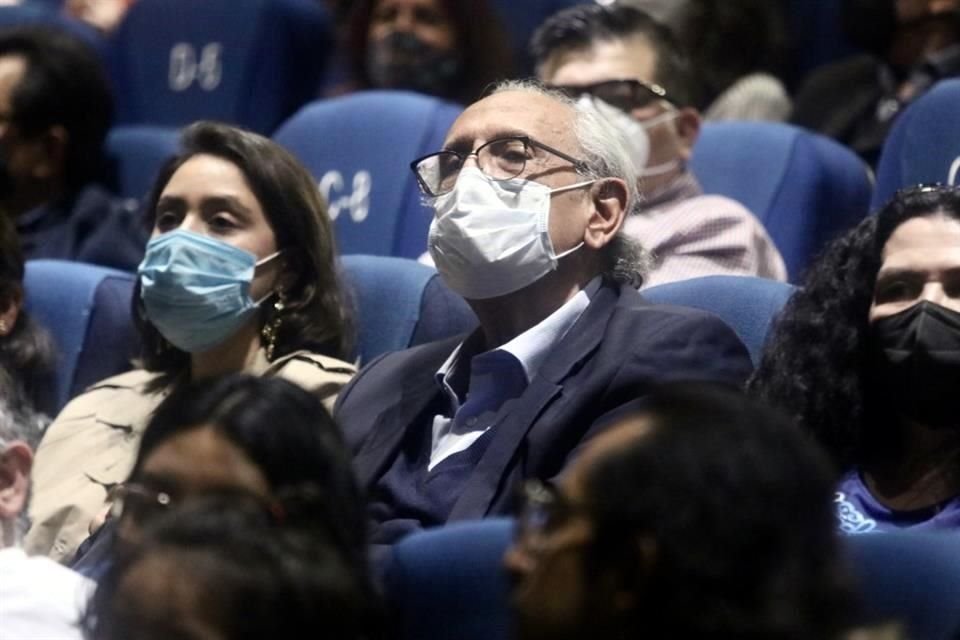 Entre los invitados a la presentación de El Proyecto Cultural del Neoliberalismo estuvo el director del CIDE, José Antonio Romero Tellaeche.