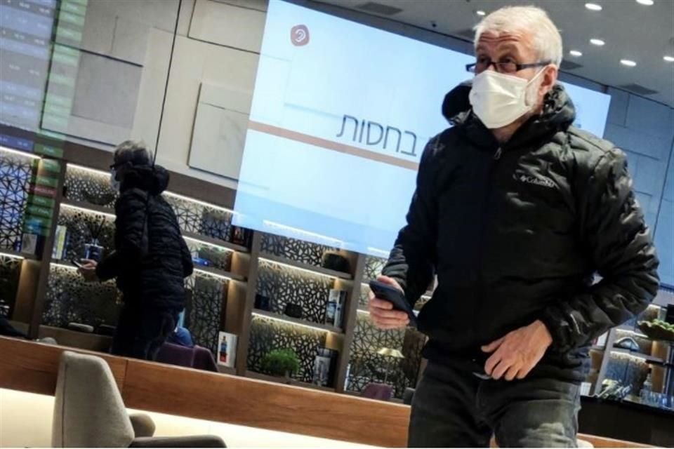 El dueño del Chelsea fue visto en el aeropuerto de Tel Aviv.
