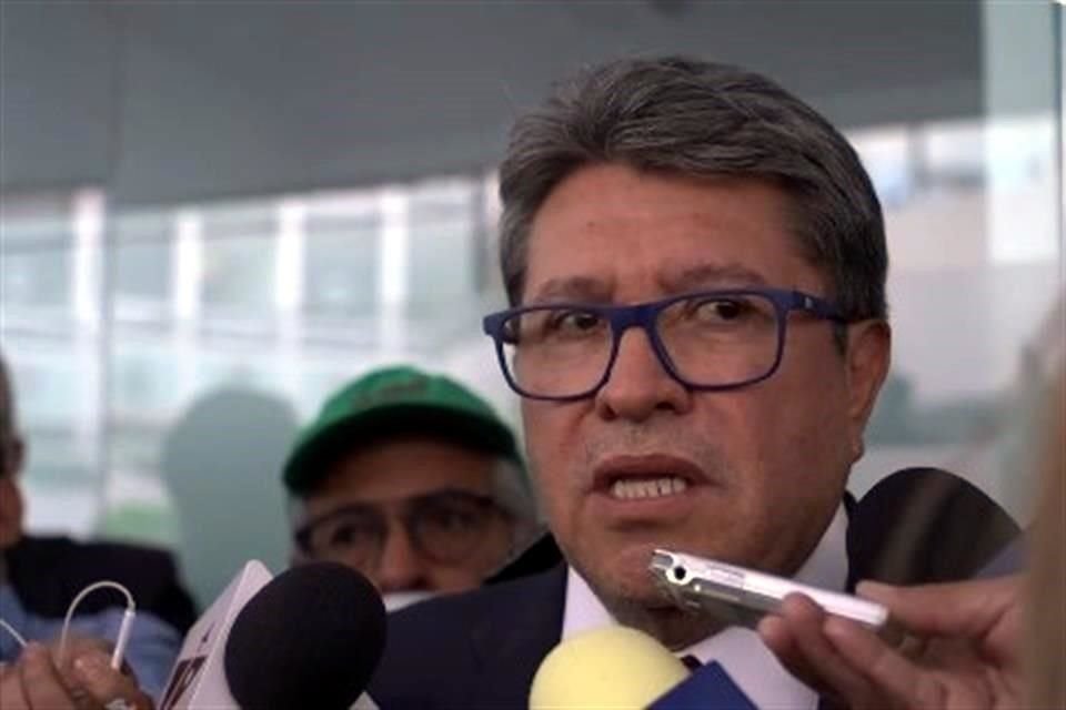 Monreal censuró que el titular del INE alertara la posibilidad de que la revocación de mandato sea anulada por promoción de funcionarios.