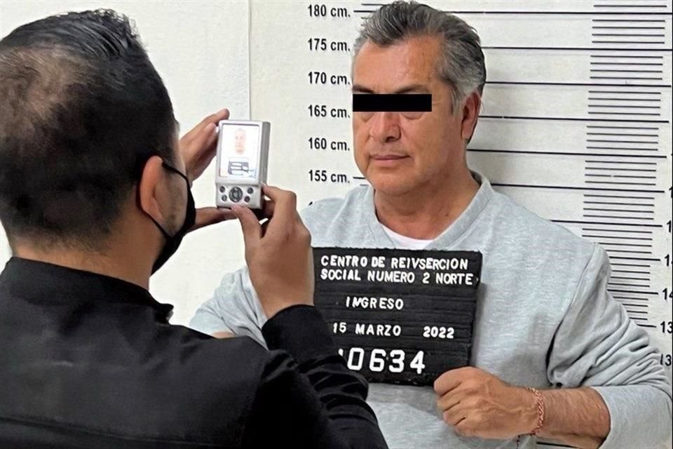 El Juzgado Primero de de Distrito en Materia Penal otorgó hoy una primera suspensión provisional dentro del juicio 192/2022, pero fuentes enteradas de la investigación señalaron que únicamente es para los efectos de que no esté incomunicado al permanecer en prisión preventiva.