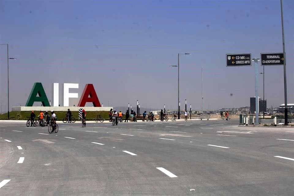 El aeropuerto será inaugurado el lunes.