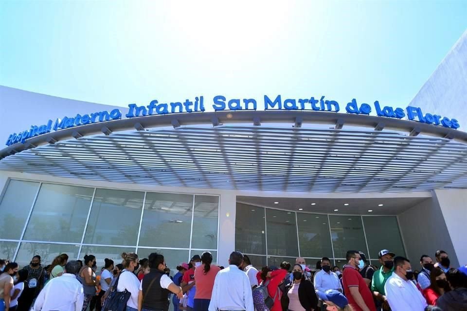 Con una inversión de 240 millones de pesos, fue inaugurado el Hospital Materno Infantil de San Martín de las Flores, en Tlaquepaque.