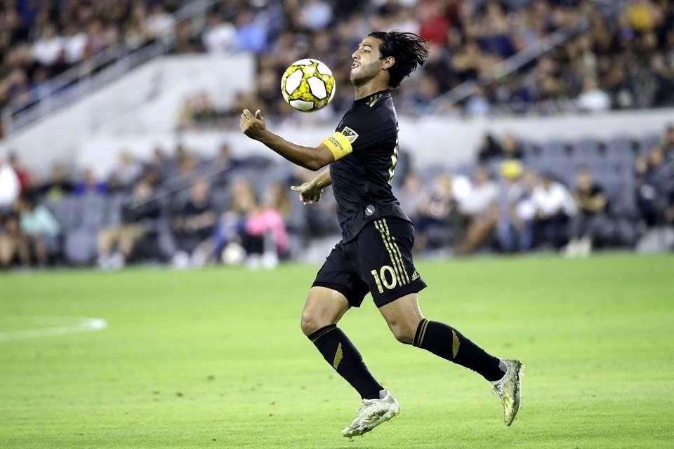 El club andaluz pretende que Carlos Vela juegue al lado de sus compatriotas Andrés Guardado y Diego Lainez