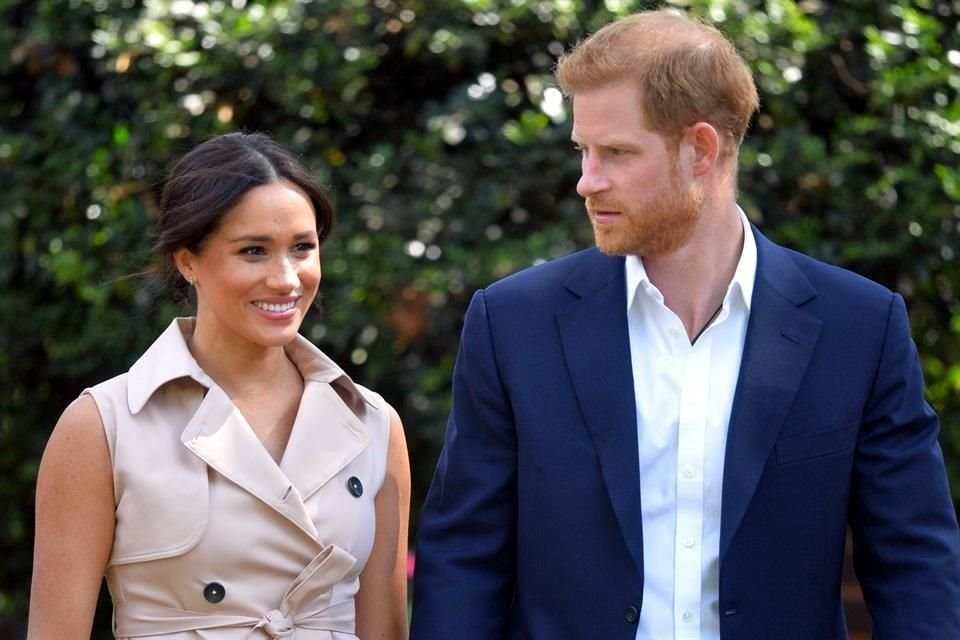 El Príncipe Enrique y Meghan Markle se unieron al presidente Joe Biden y otras personalidades en concierto pro-vacunas.