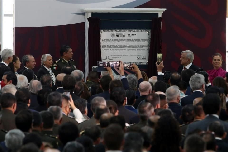 El nuevo Aeropuerto Internacional Felipe Ángeles fue inaugurado este lunes 21 de marzo en la Base Aérea de Santa Lucía en Zumpango, Estado de México.