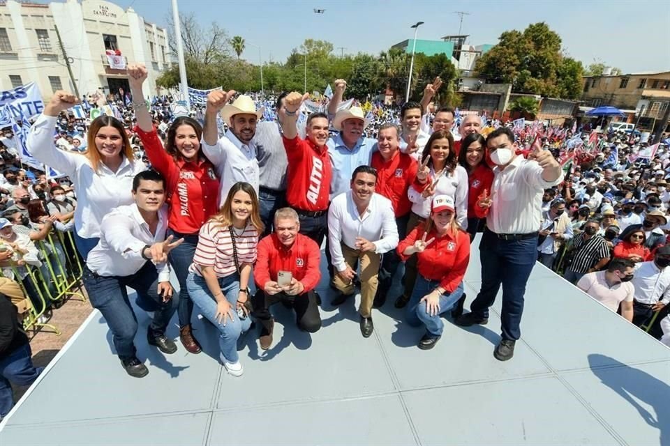Registro del candidato a Gobernador de alianza 'Va por Tamaulipas', del PAN, PRI y PRD, César Verástegui Ostos.