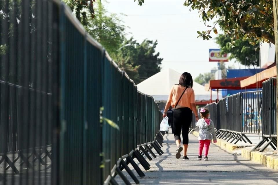 Los macromódulos de vacunación ubicados en el CUCEI y Tlajomulco dejarán de funcionar, pues ha bajado la afluencia de personas.