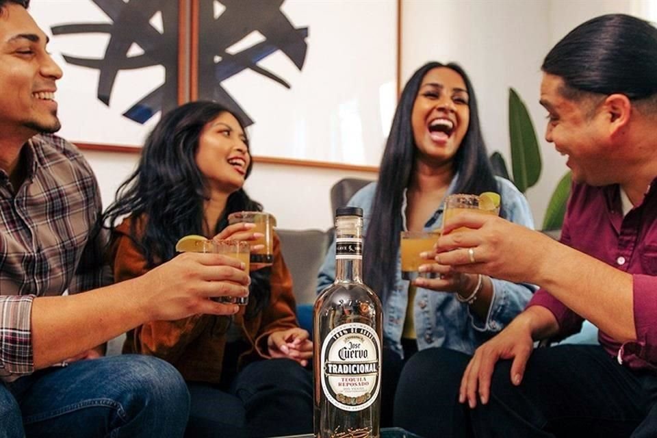 El productor de tequila José Cuervo informó que abrirá la primera destilería en el metaverso, en el verano de este año.