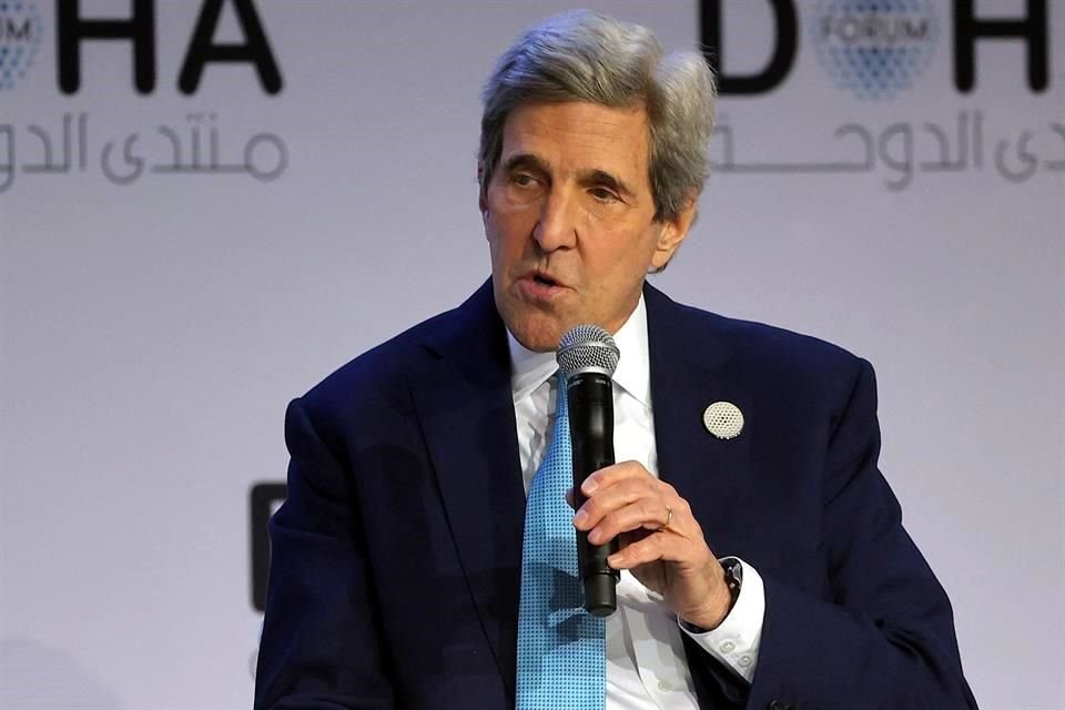 John Kerry participó hace unos días en el Foro de Doha, donde habló con el Canciller mexicano, Marcelo Ebrard.