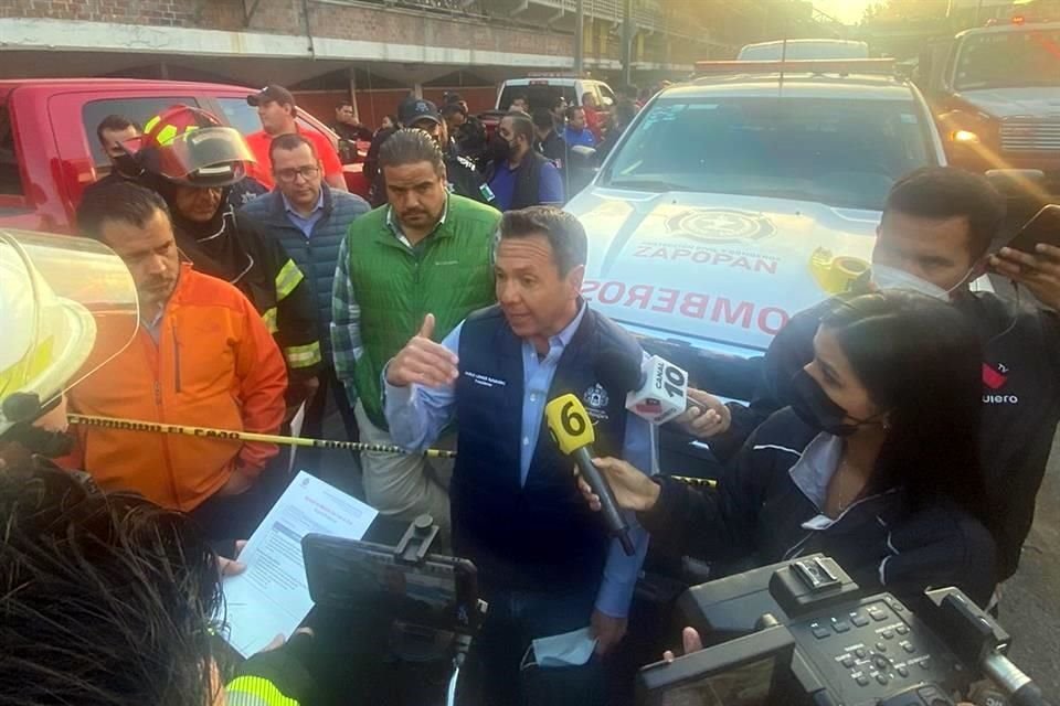 El Alcalde Lemus habló de un conteo inicial de 350 cortinas dañadas en incendio del mercado San Juan de Dios.