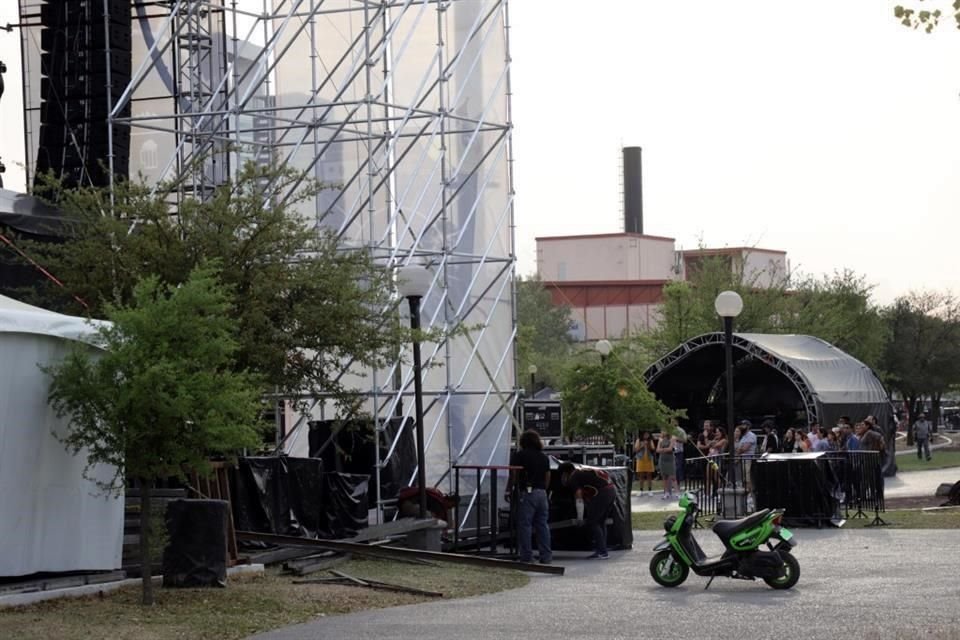 Las puertas del Parque Fundidora se abrirán desde las 13:30 horas.