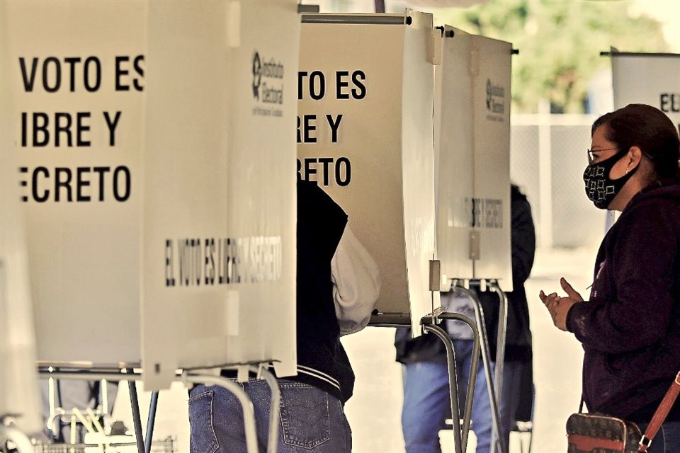 El financiamiento público a partidos en Jalisco se redujo en 14 por ciento. 