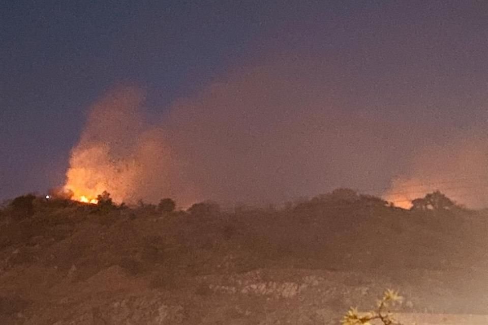 Incendio en el Cerro El Colli.