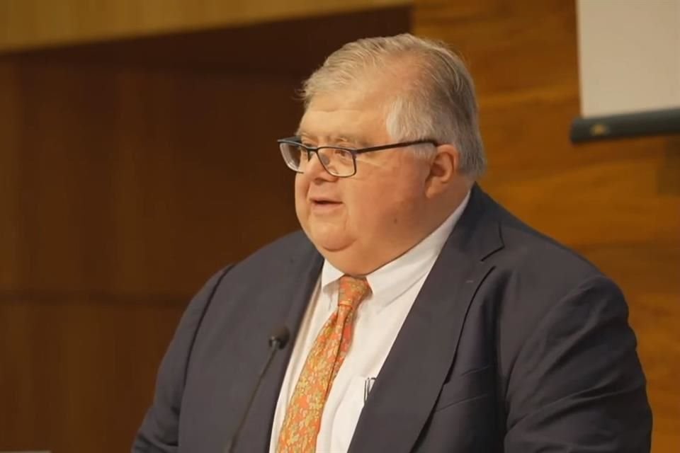 Agustín Carstens, director general del BPI y ex Gobernador de Banxico.