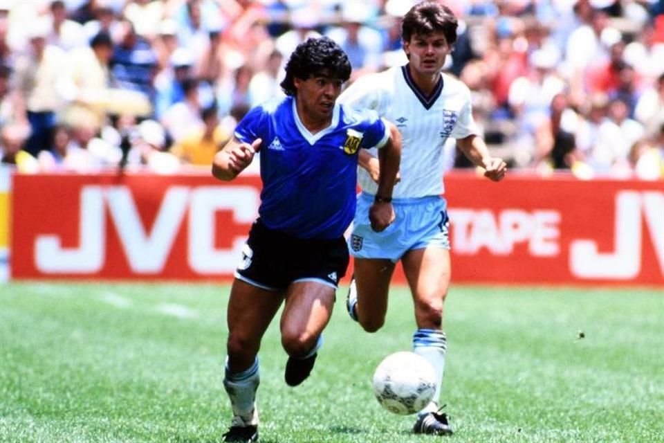 La playera con la que Maradona marcó los goles ante Inglaterra.
