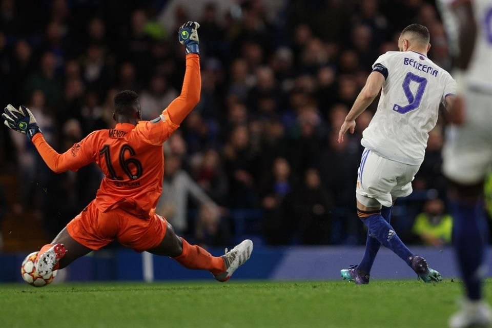 El tercero de Benzema vino por un error de Mendy con Rudiger.