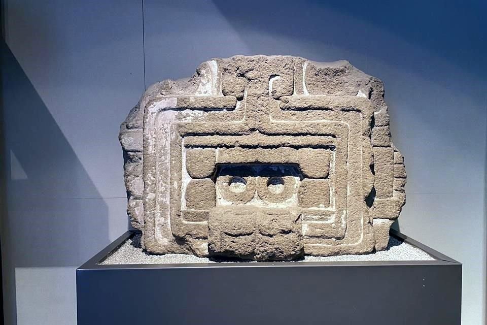 Esta pieza de la Sala Teotihuacana, que Pepx Romero lamió cuatro veces para su performance, carece de cédula. Según personal del museo, la ficha de identificación fue arrancada por un grupo escolar.