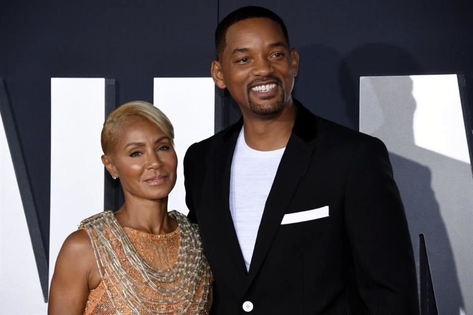 Jada Pinkett cree que su esposo Will Smith sobrerreaccionó en la ceremonia del Óscar al golpear a Chris Rick.