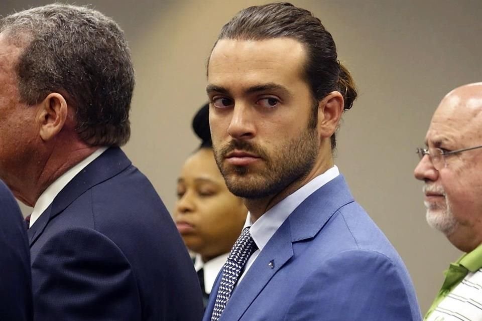 Una jueza de Miami rechazó la solicitud de Pablo Lyle y renovó su fianza para poder acceder a libertad condicional; pagará 50 mil dólares.