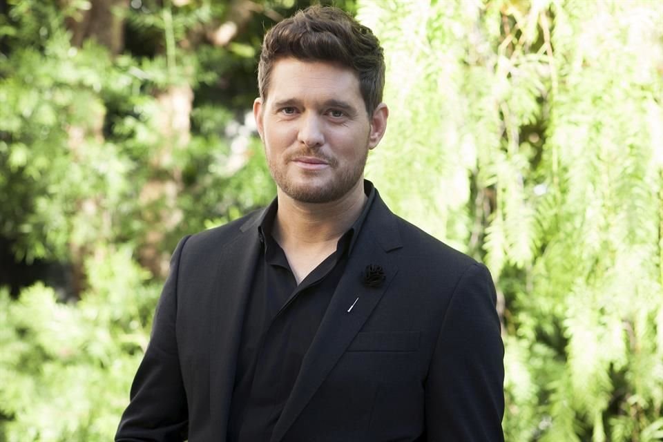 En su nuevo disco 'Higher', Michael Buble logró su sueño de colaborar con Paul McCartney y Willie Nelson; el álbum cuenta con 13 canciones.