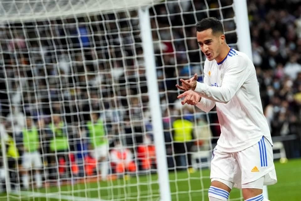 Lucas Vázquez celebró su gol como Spiderman.