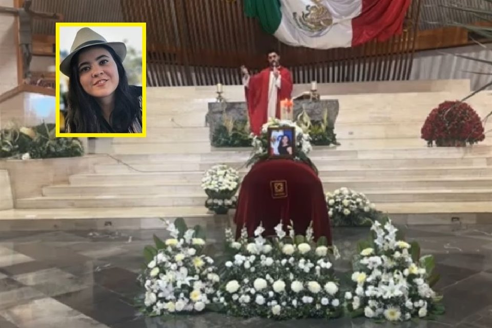 Familiares y amigos de María Fernanda Contreras se reunieron en la misa de cuerpo presente que se ofició en la Basílica de Guadalupe.