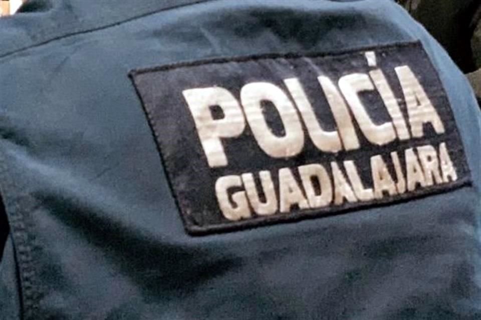 Para inhibir casos de corrupción en los policías, los regidores de Morena en GDL proponen reactivar el programa de cámaras de solapa.