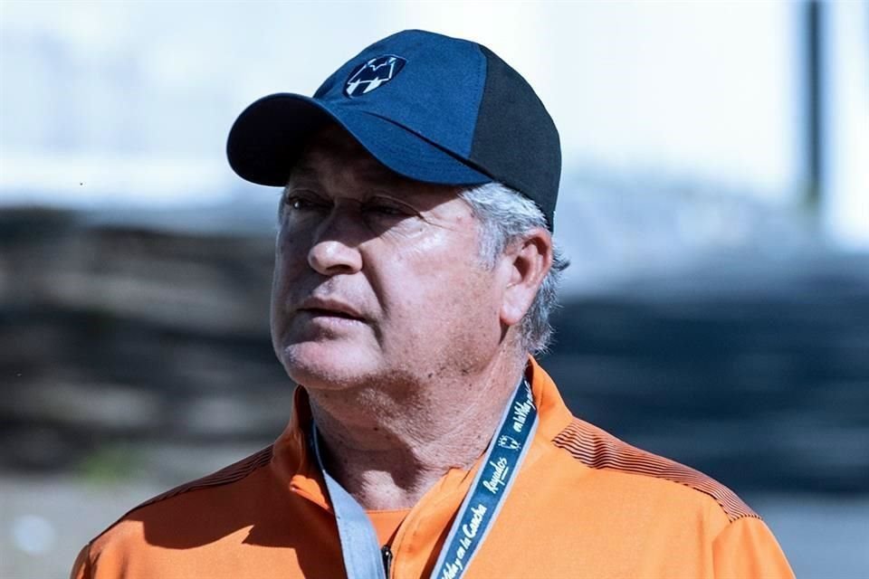 Previo al juego contra Chivas, para Víctor Manuel Vucetich, actual director técnico de Rayados, el duelo de mañana ante su ex equipo no es especial.