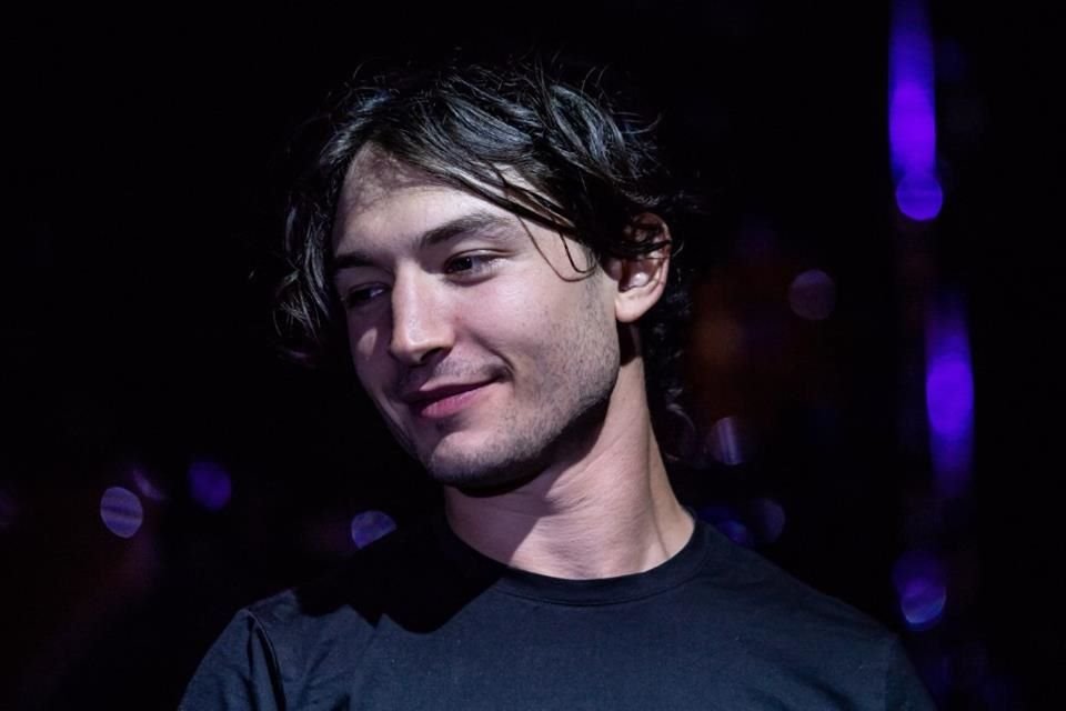 Ezra Miller.