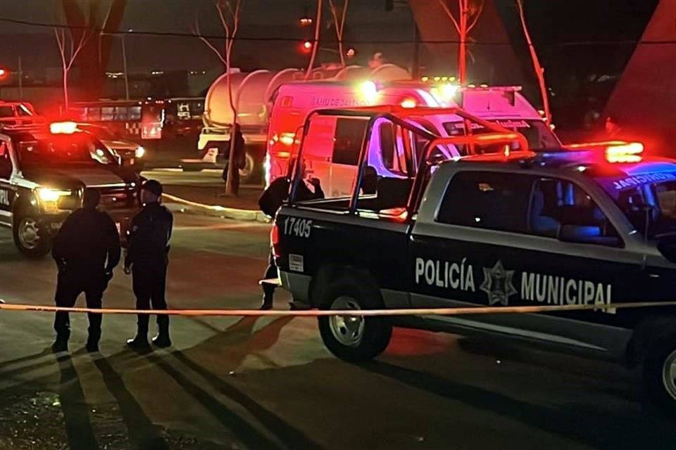 El hecho sucedió aproximadamente a las 7:00 horas en la estación ubicada en Periférico Sur y la Avenida Cristóbal Colón.