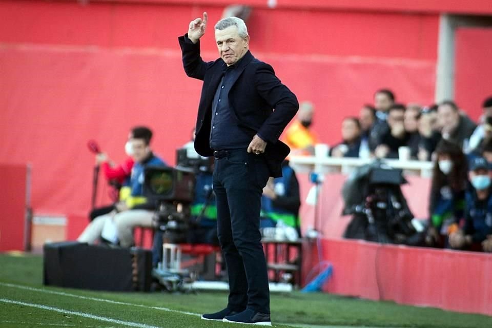 Javier Aguirre busca salvar del descenso al Mallorca.