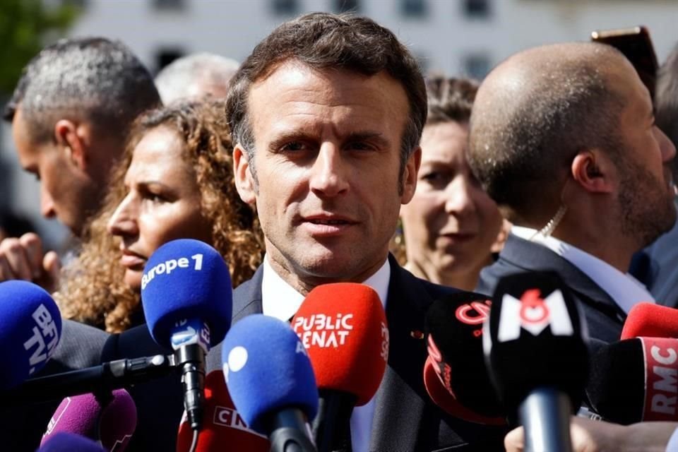El Presidente francés Emmanuel Macron buscará este domingo la reelección ante su rival ultraconservadora Marine Le Pen.