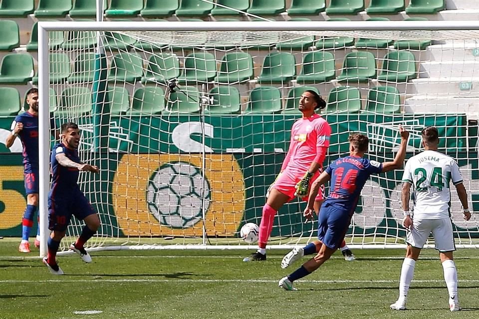 Marcos Llorente anotó el único tanto del encuentro en el Martínez Valero.