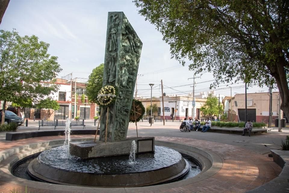 Fuente en conmemoración de las explosiones del 22 de abril.