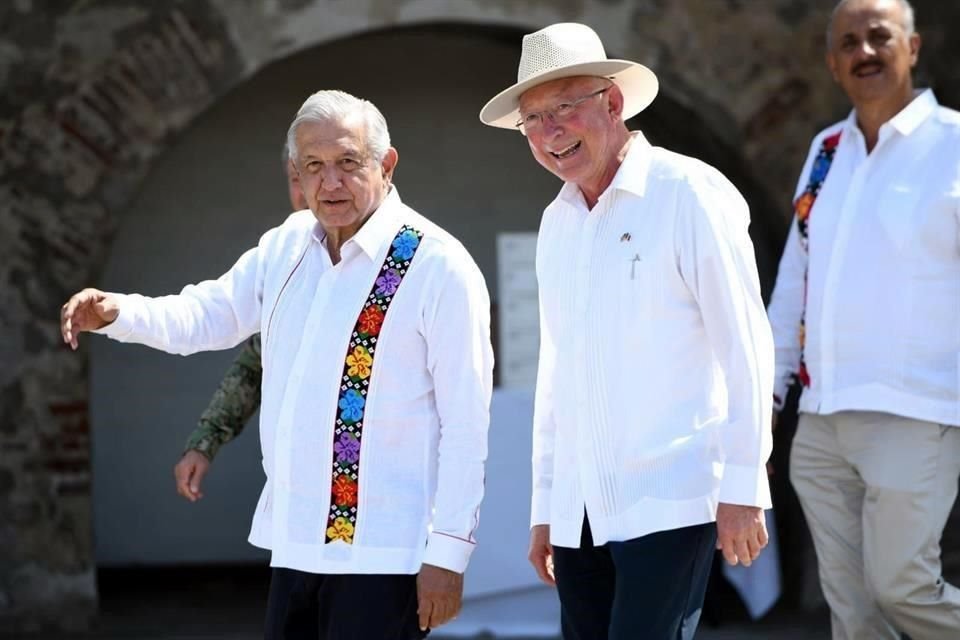 El Embajador de EU acompañó a AMLO en Veracruz.