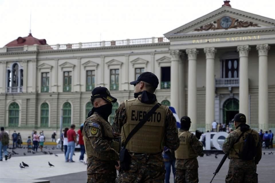 El Congreso de El Salvador aprobó extender por 30 días más el estado de excepción en el país con el fin de combatir a las pandillas.