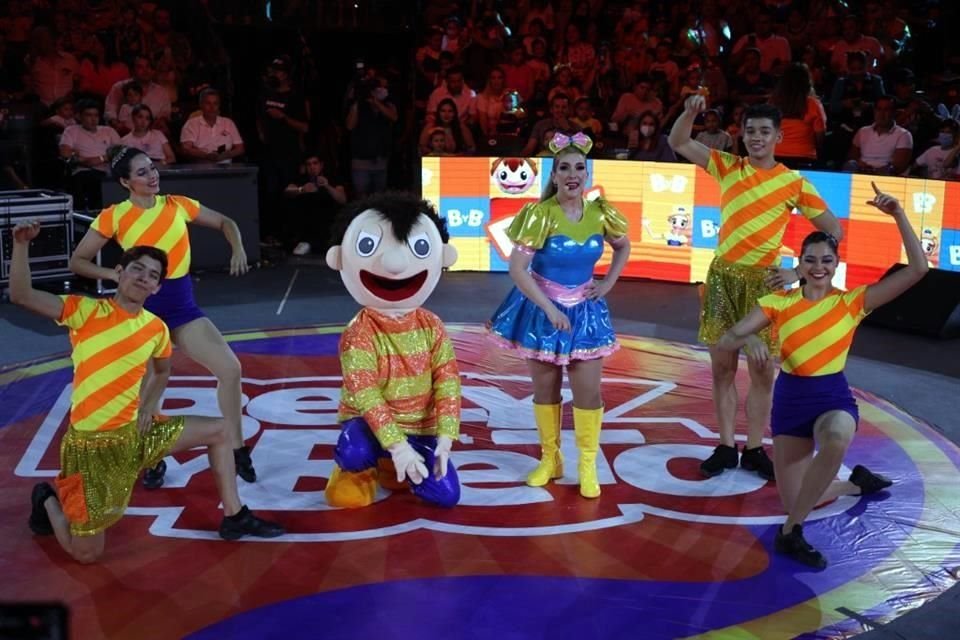 Por primera vez la animadora infantil llevó su espectáculo al recinto de la Expo Guadalupe.