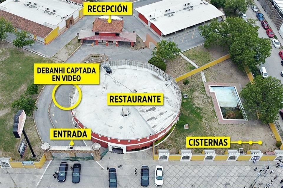 En tres videos obtenidos por la Fiscalía de NL, se ve a Debanhi entrar y caminar sola el 9 de abril en el Motel Nueva Castilla.
