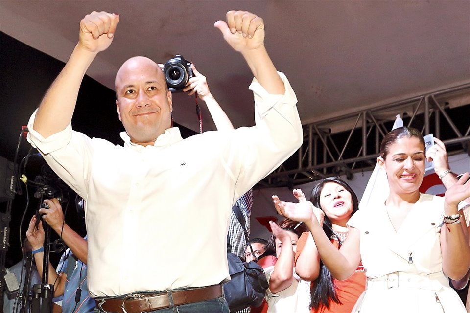 En 2015 Alfaro logró la Alcaldía de Guadalajara de la mano de MC.