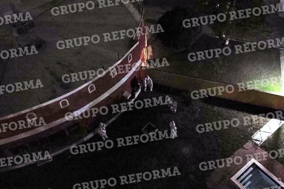 La Fiscalía realizó una diligencia en el Motel Nueva Castilla, donde fue encontrado el cuerpo de Debanhi.