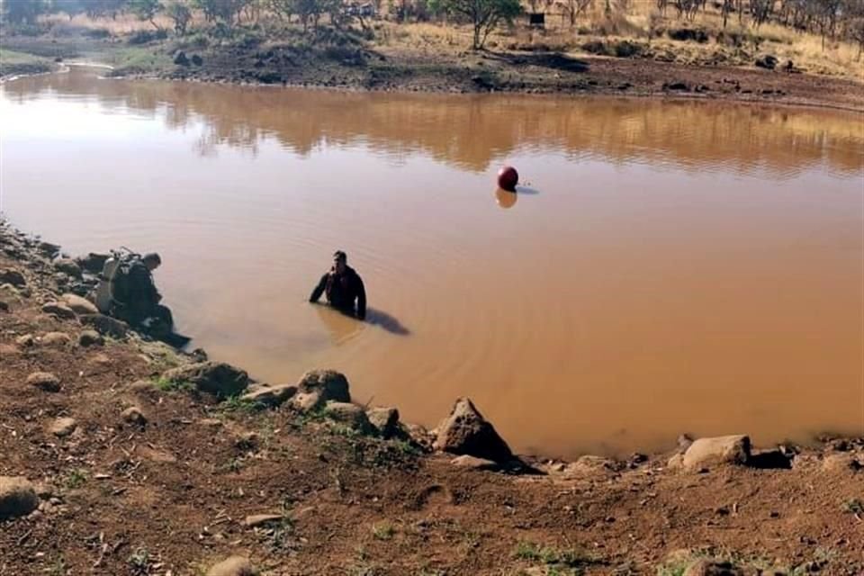 Cuerpo de agua donde fue recuperado el cuerpo del joven.