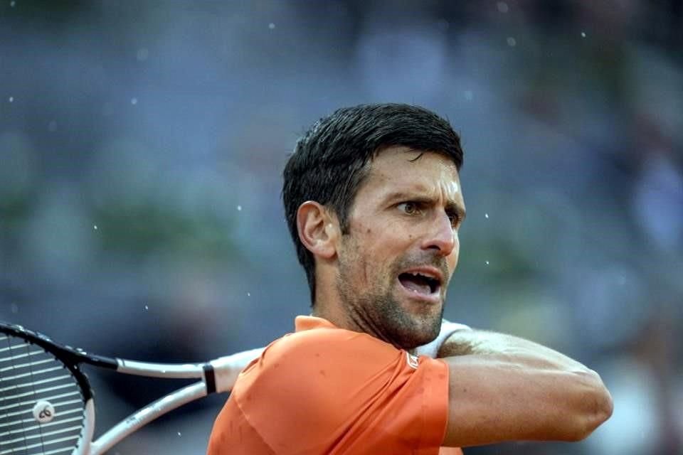 Novak Djokovic debutó con un triunfo en el Abierto de Madrid.