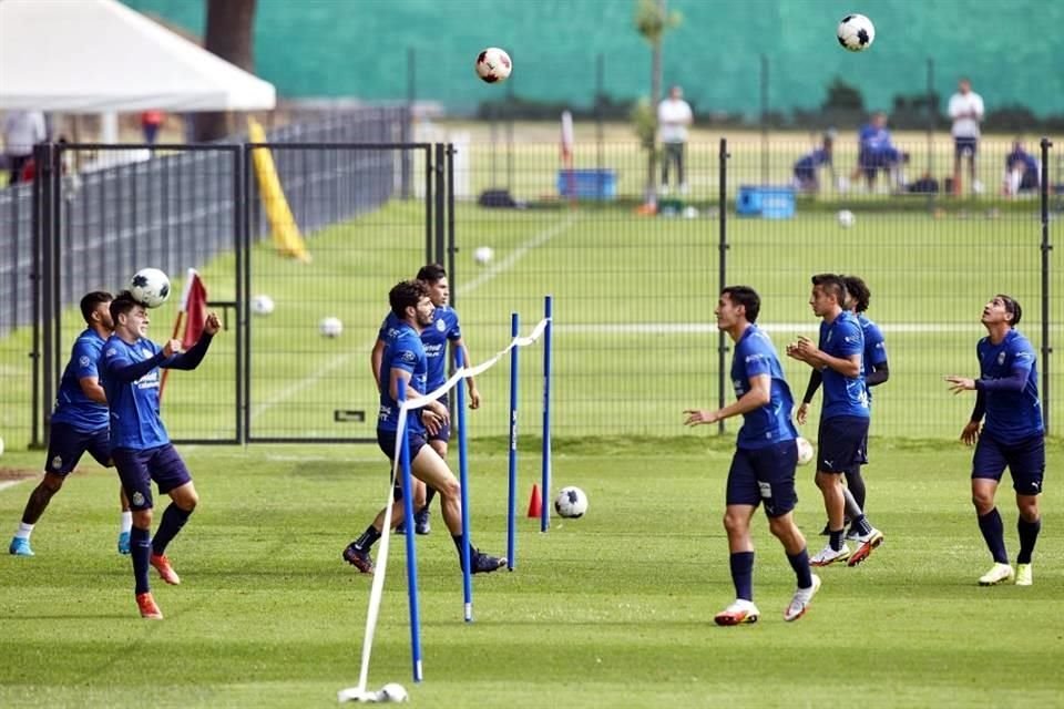 Entrenamiento de Chivas en Verde Valle.