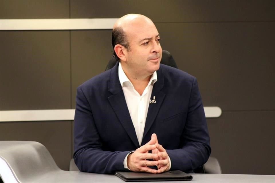 Ante señalamiento por hostigamiento que enfrenta Marco Valerio Pérez Gollaz, diputadas piden que se separe del cargo mientras lo investigan.