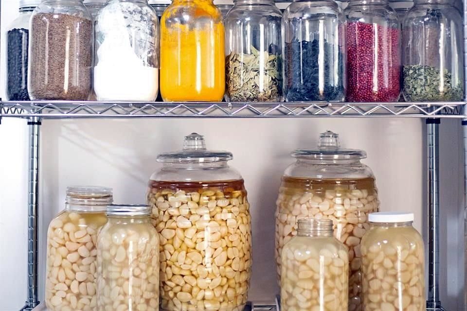 ¿Y si la clave de una buena salud estuviera en retomar las dietas ancestrales? Tras convertirse en mamá la creadora de 'La Cocina de Galia', Galia Kleiman, se convenció de ello y puso manos a la obra.